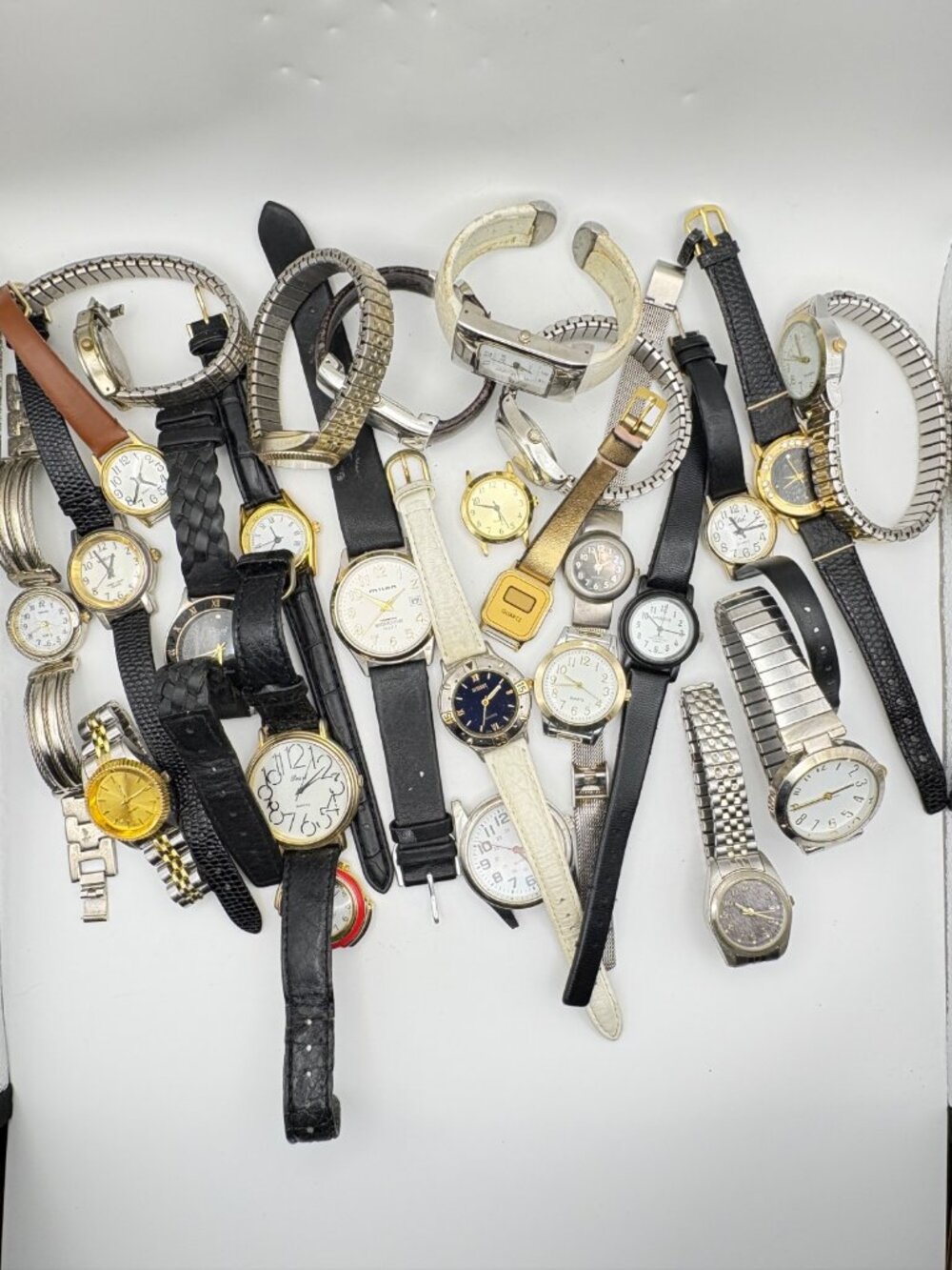 Lot of 26 Vintage & Modern Wristwatches Pearl Milan Eikon Parts Repair Craft
